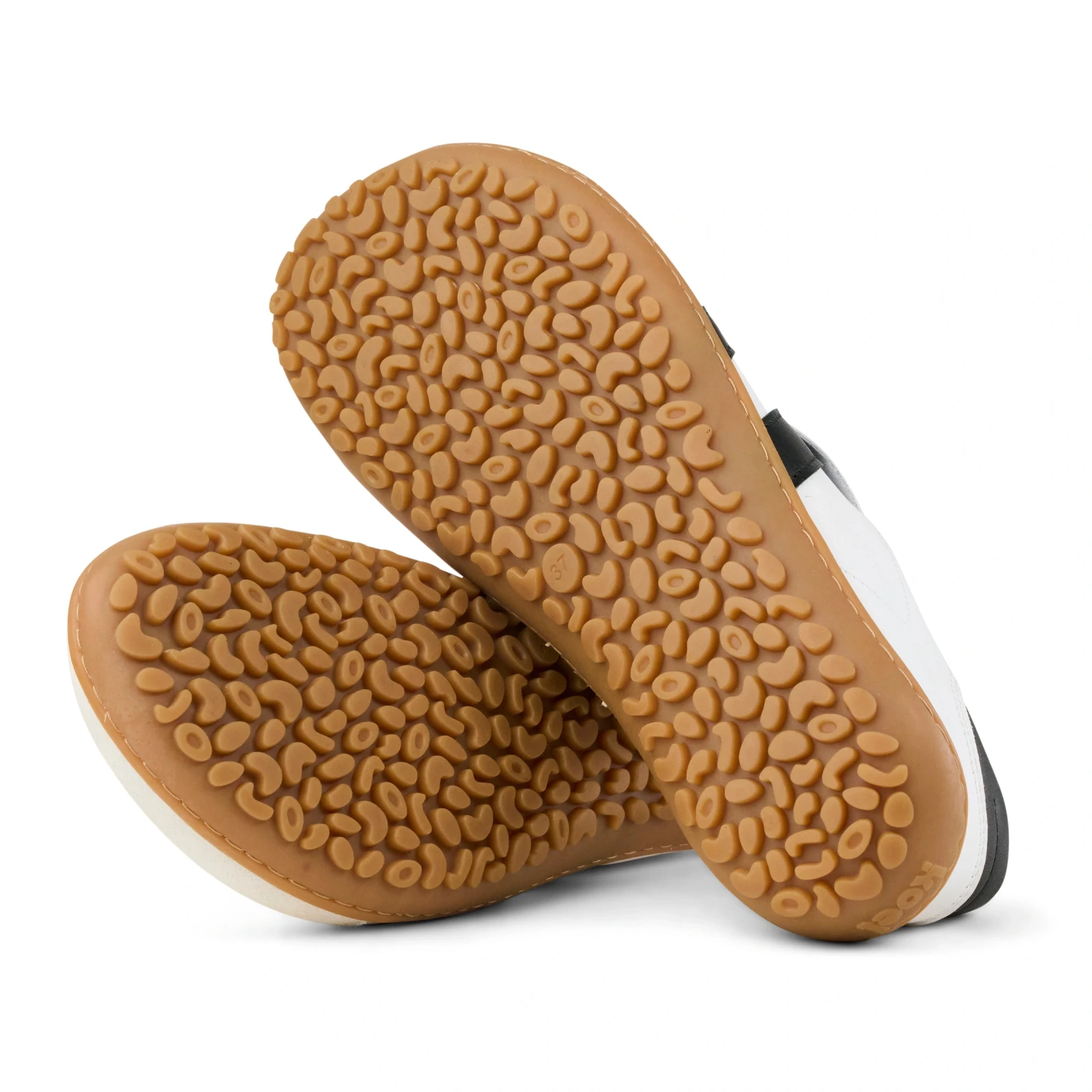 Кроссовки Koel ILA Napa Suede — молочный и чёрный, фото 5